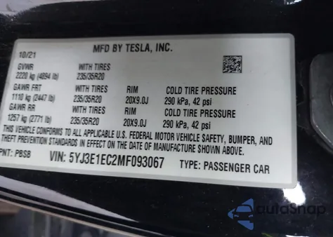 2021 Tesla Model 3 Performance Dual Motor All-Wheel Drive z USA, uszkodzony, nr VIN 5YJ3E1EC2MF093067